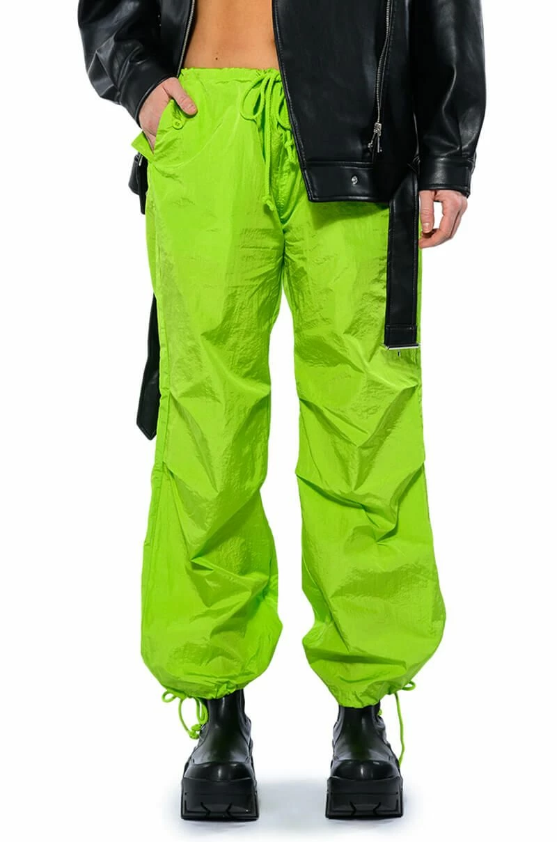 TOO LEGIT WIDE LEG CARGO PANTS 4 TOO LEGIT WIDE LEG CARGO PANTS - Image 4