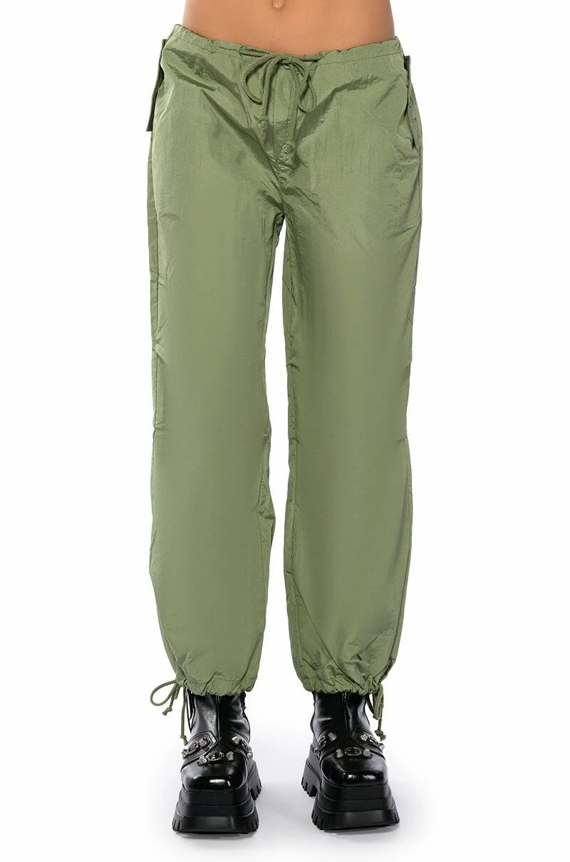 TOO LEGIT WIDE LEG CARGO PANTS 5 TOO LEGIT WIDE LEG CARGO PANTS - Image 5
