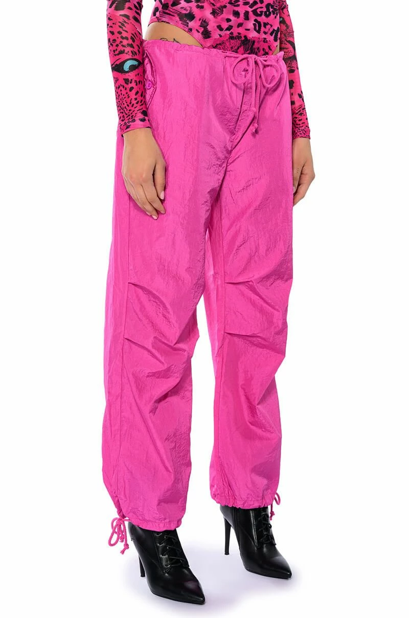 TOO LEGIT WIDE LEG CARGO PANTS 2 TOO LEGIT WIDE LEG CARGO PANTS - Image 2