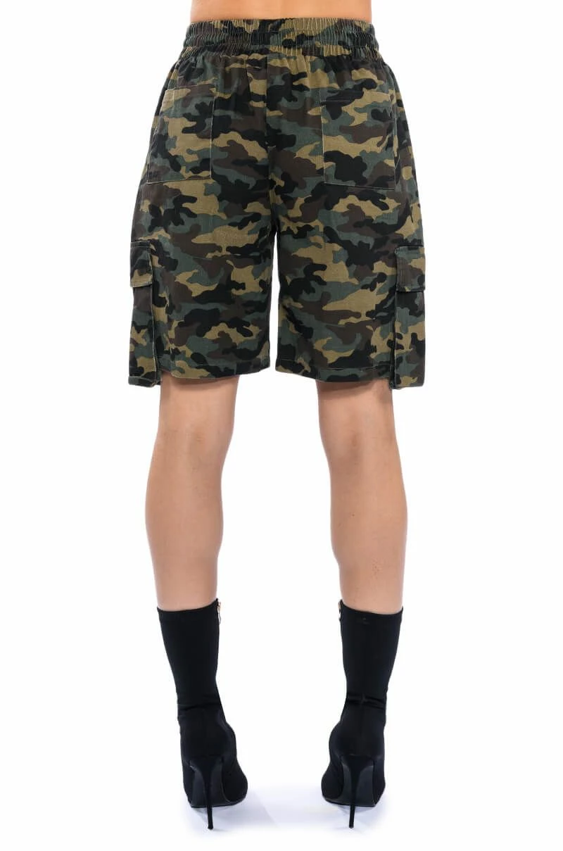 UNBOTHERED OVERSIZED CAMO SHORTS 8 UNBOTHERED OVERSIZED CAMO SHORTS - Image 8