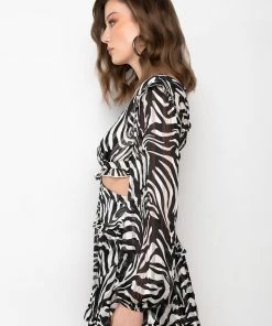 WHAT YA WISHED FOR ROMPER WITH CUT OUTS -FINESSE-shop what ya wished for romper with cut outs black white 4 4