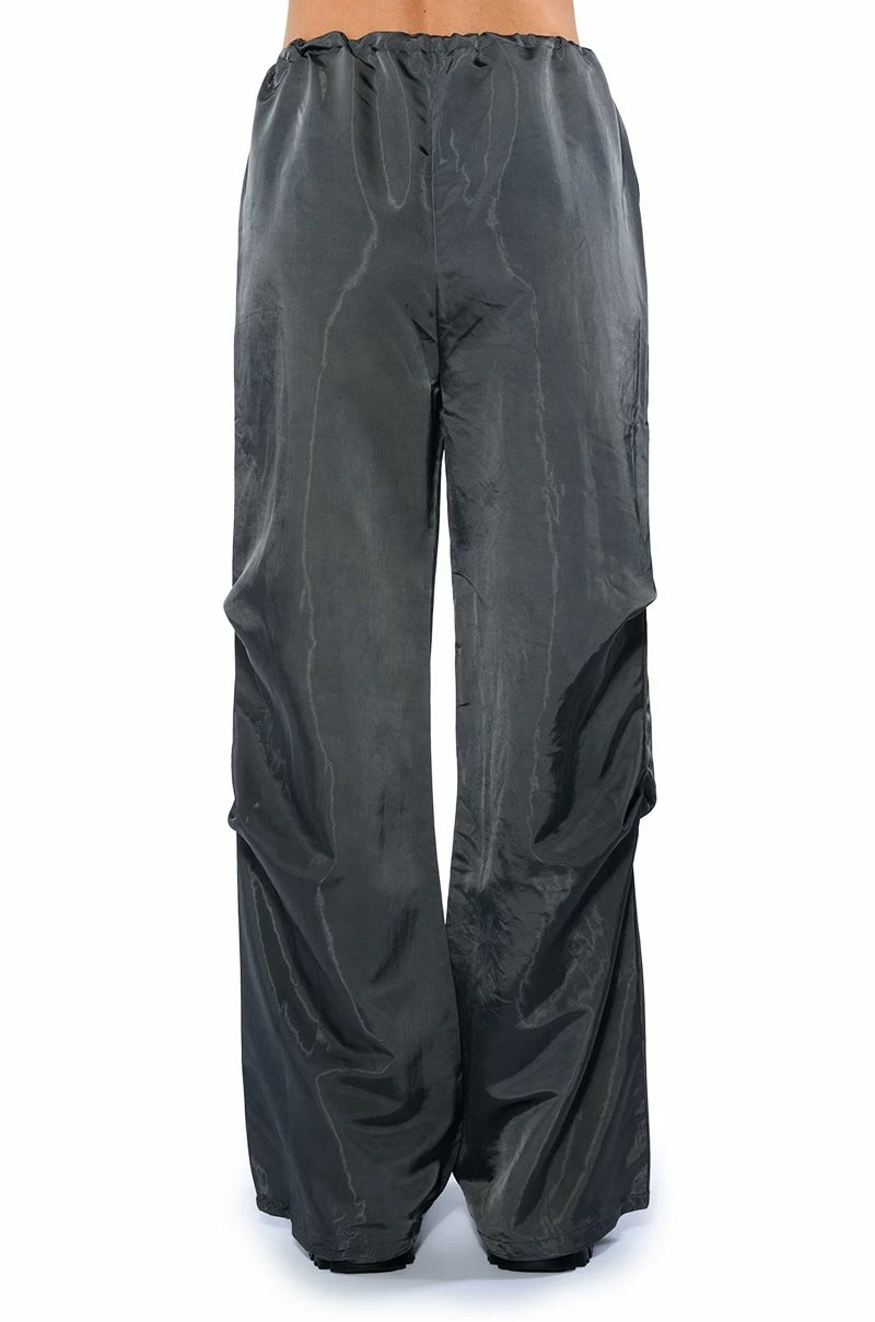ZONA OVERSIZED PARACHUTE PANTS 8 ZONA OVERSIZED PARACHUTE PANTS - Image 8